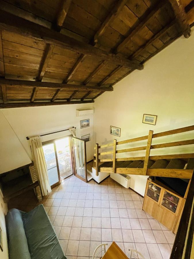 Appartement Borgo Del Nibbio à Porto Levante Extérieur photo